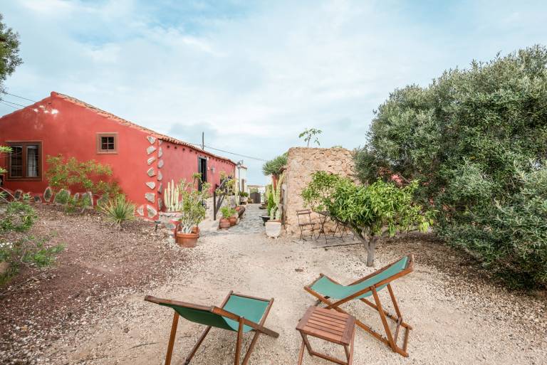 Country Home “Casa Rural El Moral“ with Mountain View, Wi-Fi, Terrace & Garden — photo 3