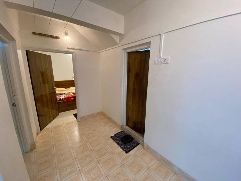 HOLIDAYFUNDA's Homestay - Khatri Bungalow - 3 BHK. — photo 5