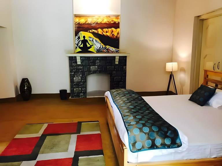 TheOmvilla — photo 2