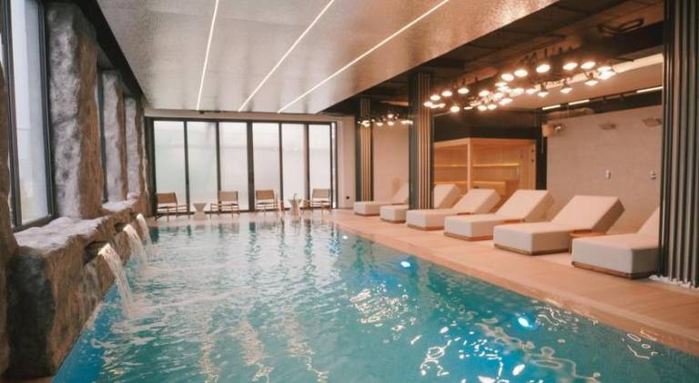 Serviced apartment with sauna, hot tub & terrace in Zlatibor