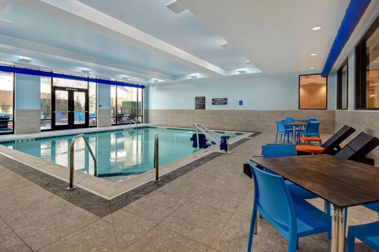 Home2 Suites by Hilton Kalamazoo Downtown — photo 4