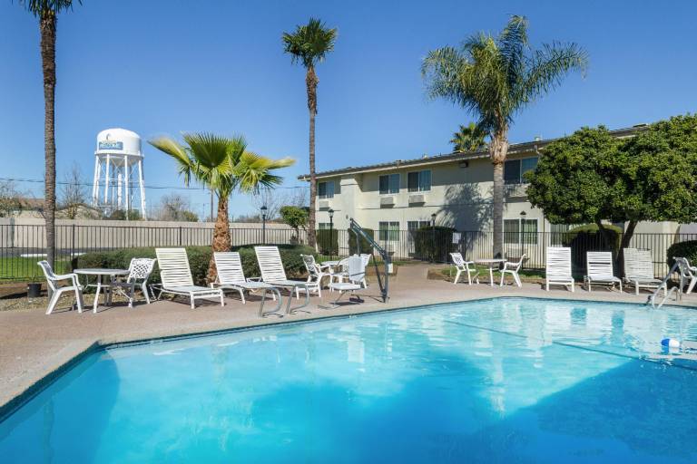 Ramada by Wyndham Merced — photo 5
