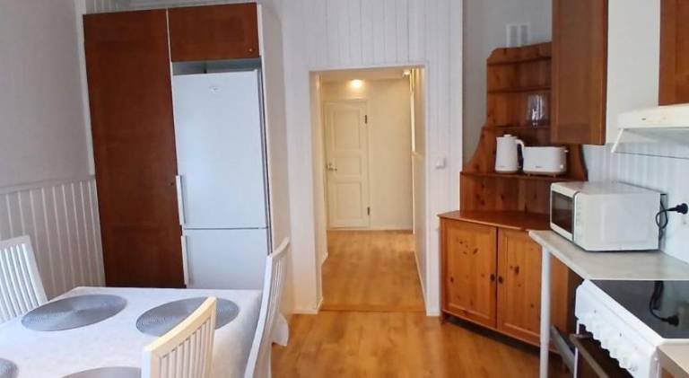 Rental apartment with 4 rooms for 6 persons — photo 3