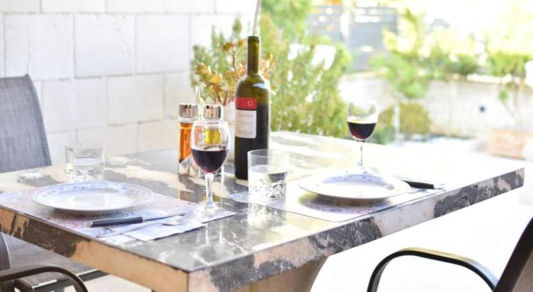 Beautiful rental apartment with patio & garden | Pets are welcome — photo 4
