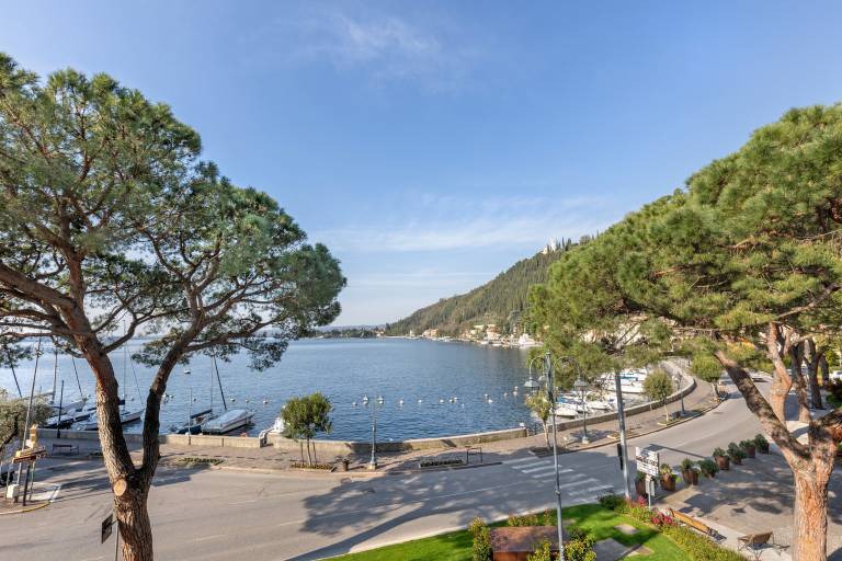 Apartment 'Casabb Vista Lago' with Mountain View, Private Terrace and Wi-Fi — photo 2