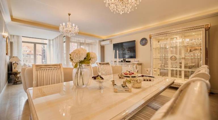 Waterlane Riverside - SPA, Pool, Gym & Parking by Downtown Apartments in Gdansk