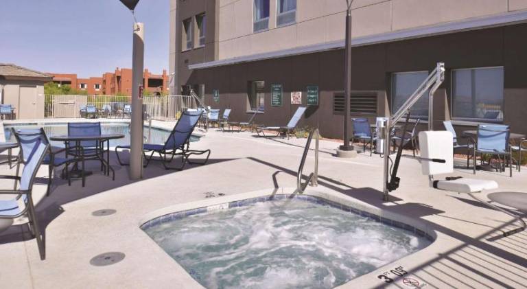 La Quinta Inn & Suites by Wyndham Page at Lake Powell — photo 4