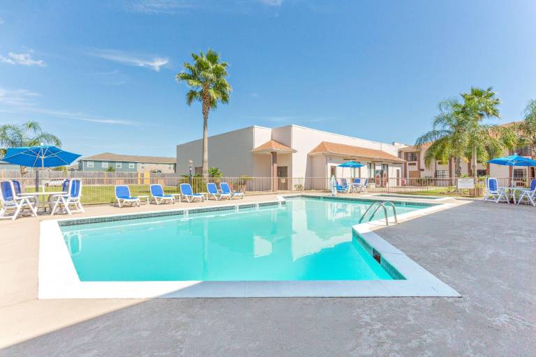 Baymont by Wyndham Port Arthur/Groves Area — photo 3