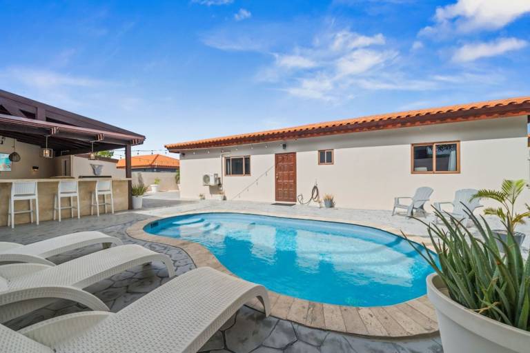Cottage Oranjestad