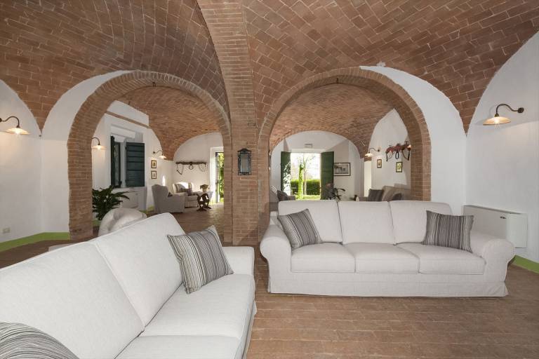 Villa with barbeque, garden & private pool — photo 2