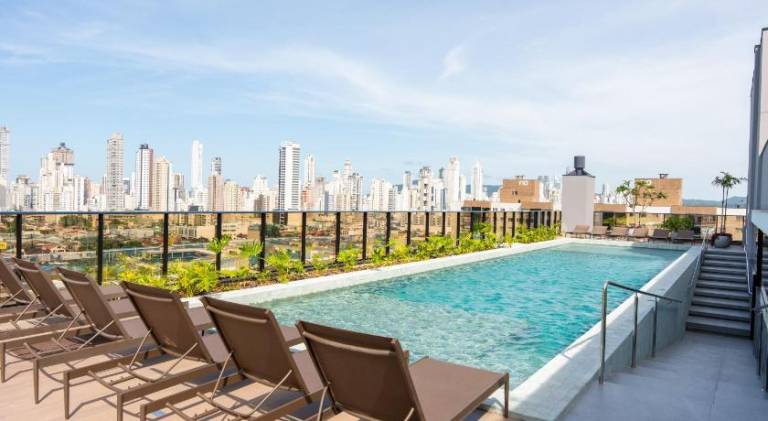 Charming rental apartment with pool | Dogs allowed in Balneário Camboriú