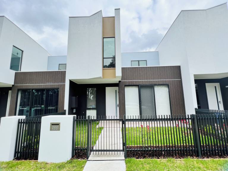 House Austral