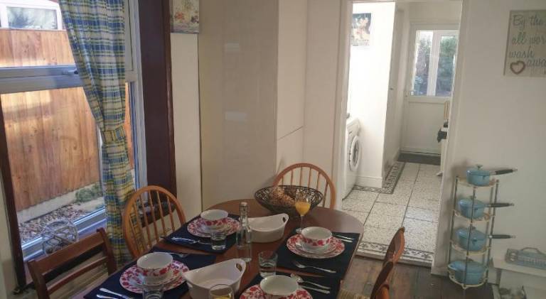 Gorgeous Gorleston holiday home - walk to beach — photo 4