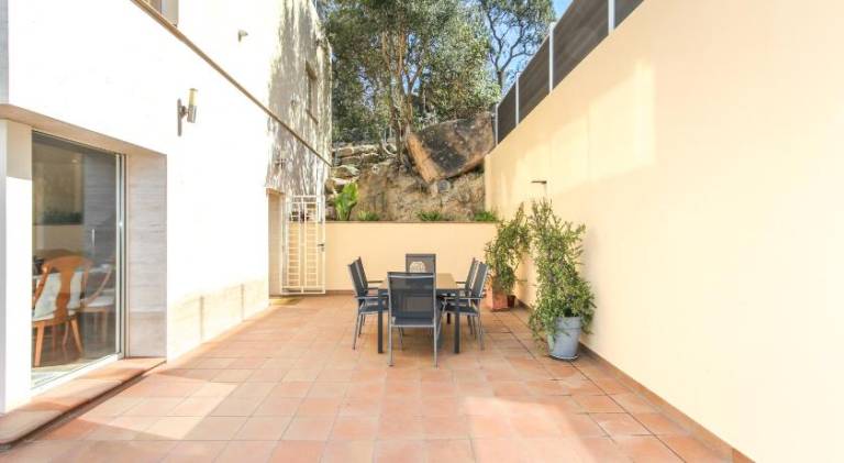 Fully equipped villa with terrace, yard & private pool | Pets allowed — photo 5