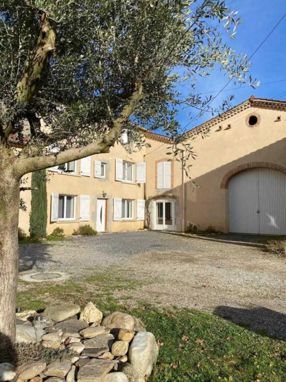 Fully equipped gite with garden, patio & grill | Pets are welcome — photo 2