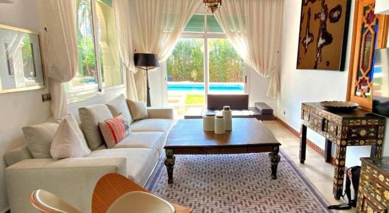 700 m² Villa