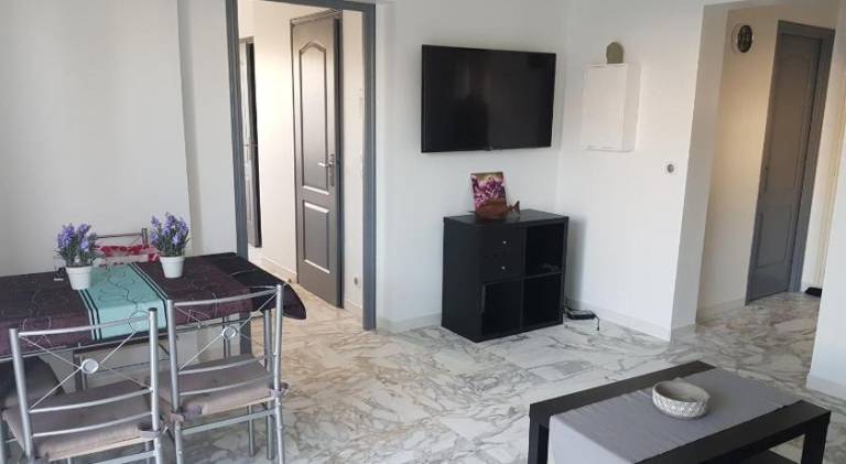 Charming rental apartment | Next to the beach | Pets allowed — photo 3