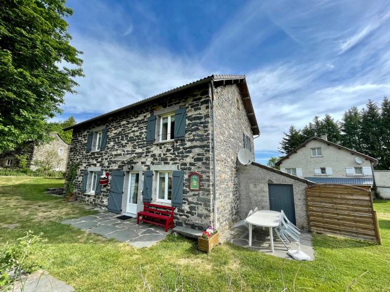 Maison de vacances Les Estables