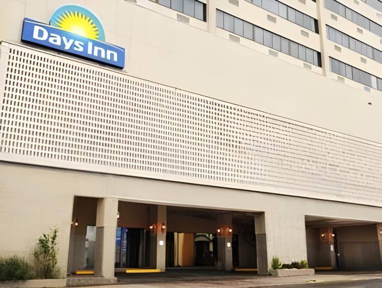The Senator Hotel & Conference Center Timmins in Timmins, ON