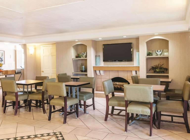 La Quinta Inn by Wyndham New Orleans West Bank / Gretna — photo 3