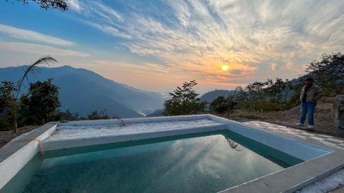 The Sweven NeerVan in Tehri