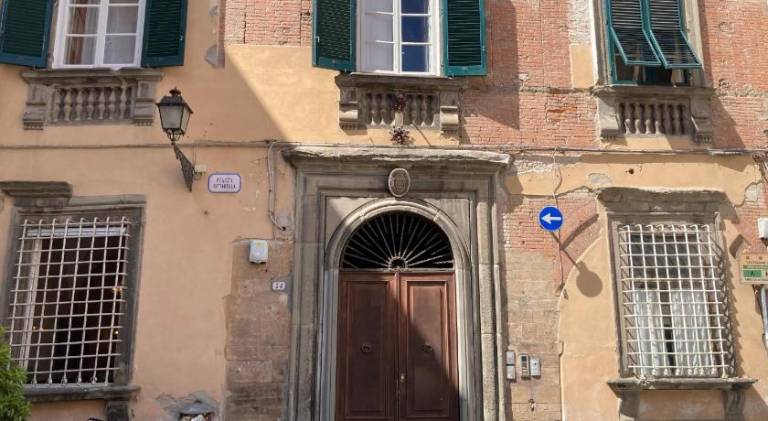 Rental apartment | Next to Lucca Cathedral — photo 4