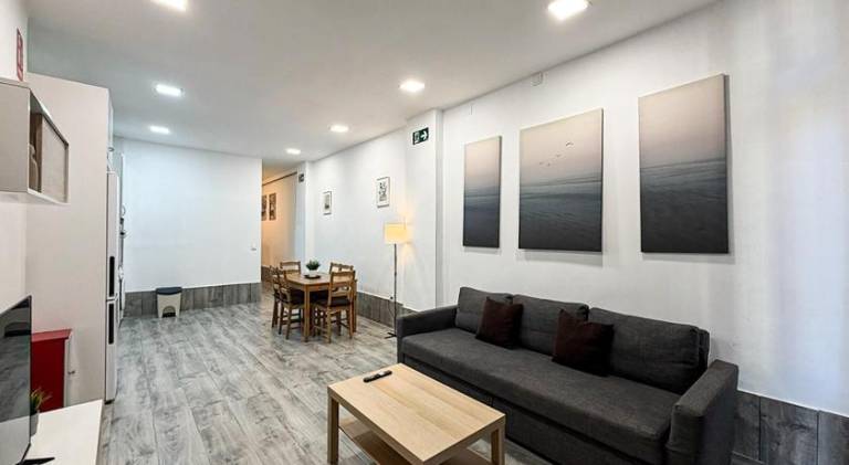 Apartment with 2 rooms for 6 persons — photo 3