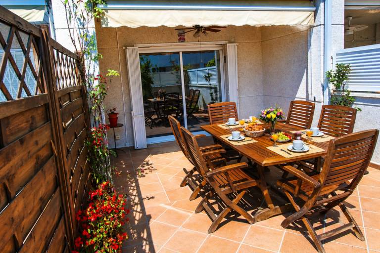 House with garden, pool & terrace — photo 4