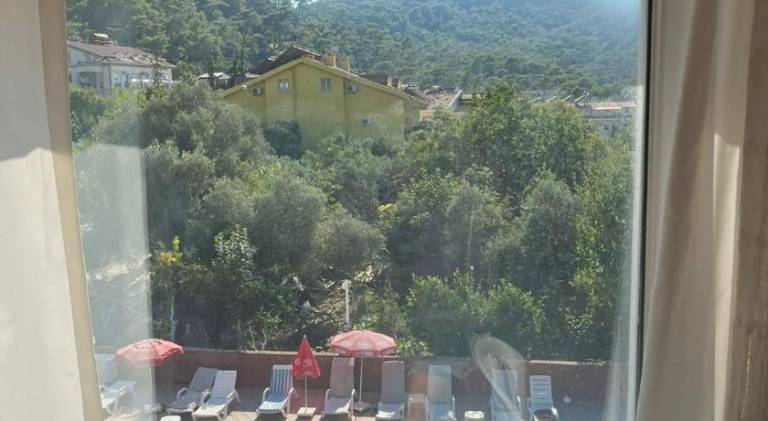 Serviced apartment with yard, patio & pool | Good for workation | Pets allowed — photo 5