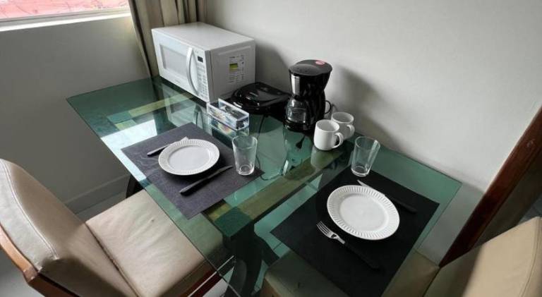 Serviced apartment with patio | Pet-friendly — photo 4