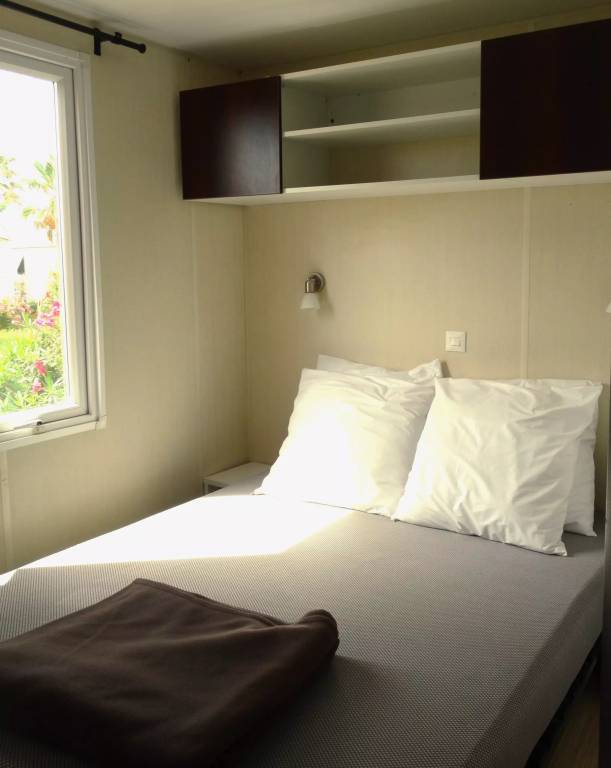 Beautiful mobile home with heated pool | Beach nearby | Pets allowed — photo 3