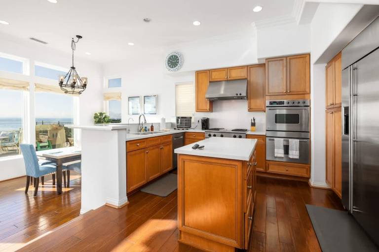 Child-friendly vacation home with barbeque & garden | Water view | Close to the beach | Pets allowed — photo 4