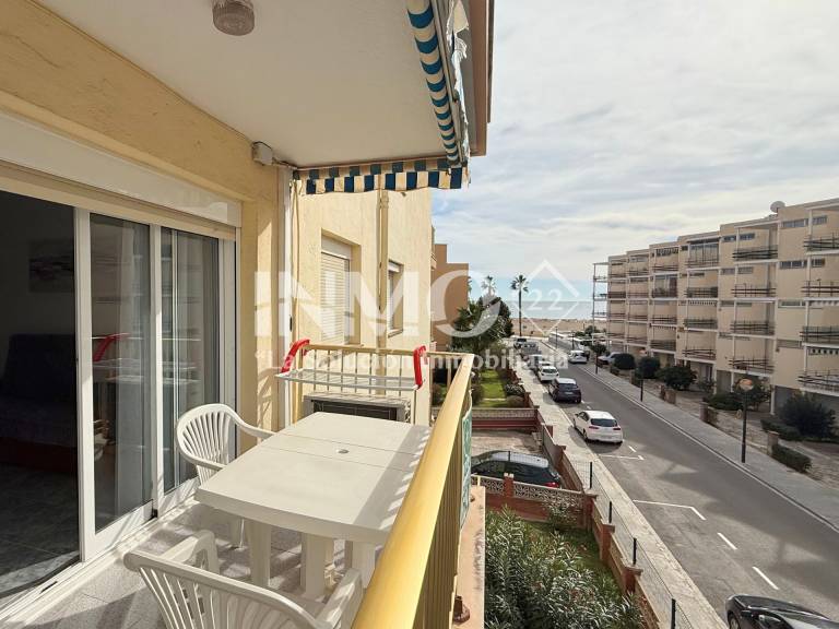 Rental apartment with patio in Cambrils