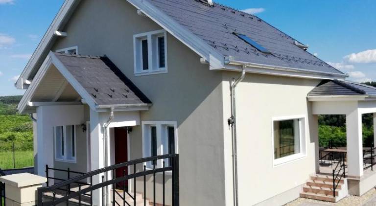 Apartman Demjén