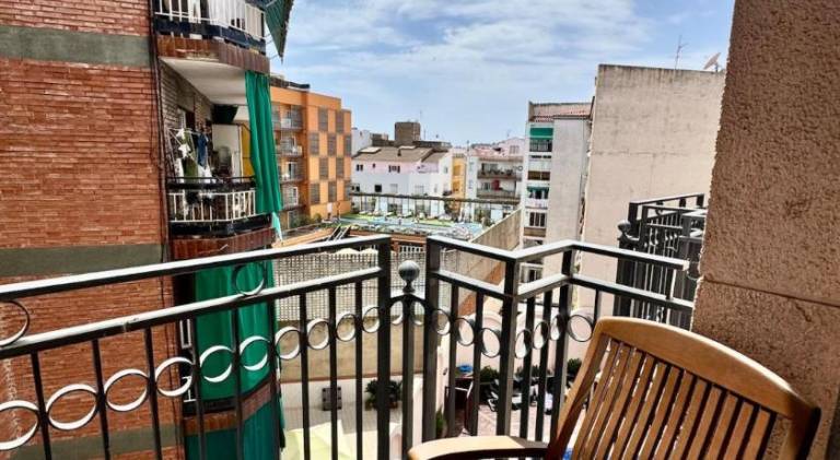 Apartment in Lloret de Mar with Pool and Parking — photo 5