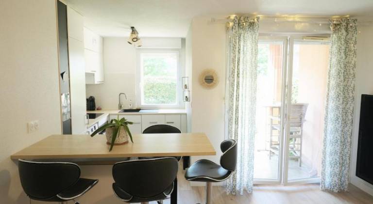 Pleasant rental apartment with pool & yard | Dogs allowed — photo 4