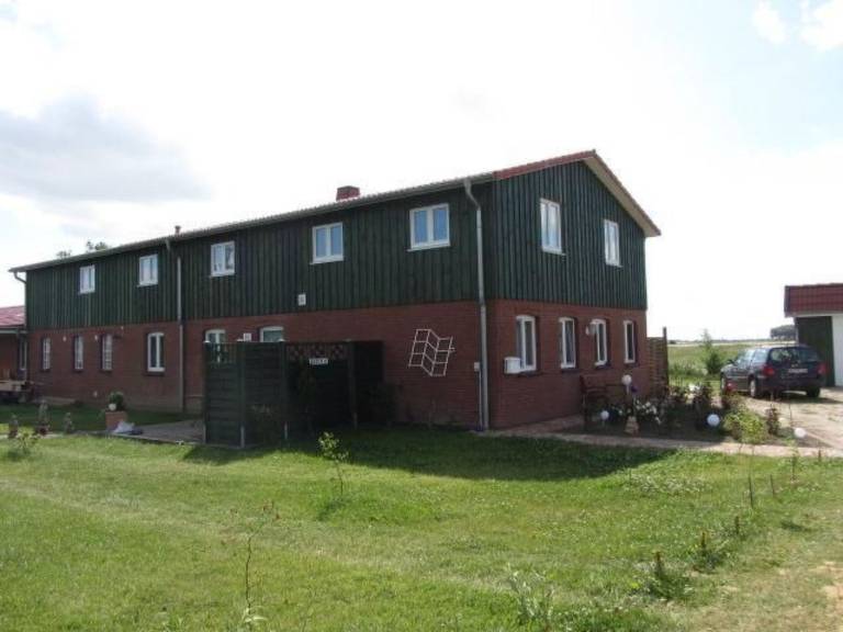 Sonnige Ferienwohnung in l&auml;ndlicher Umgebung