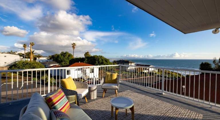 The Tides Oceanview Inn & Cottages — photo 2