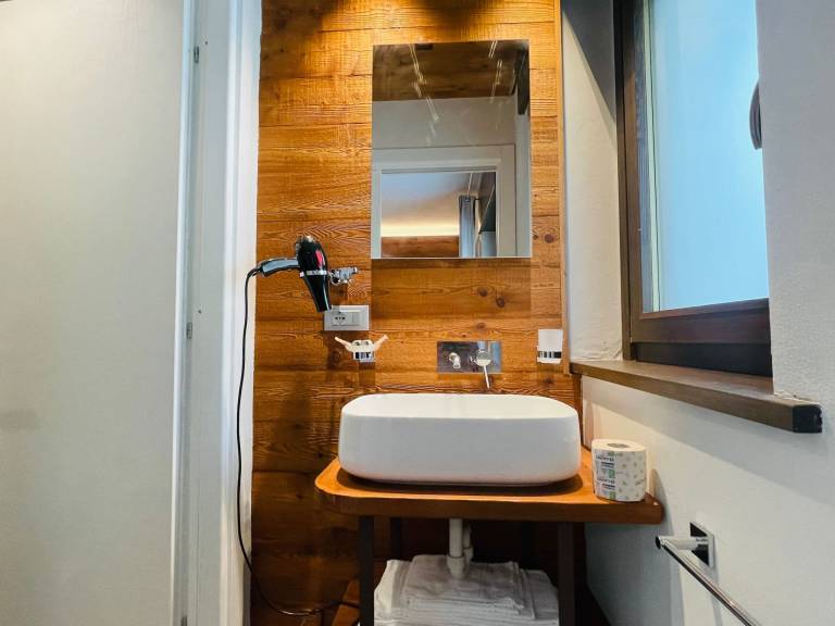 Fully equipped beautiful rental apartment with yard | Close to the ski | Pet-friendly — photo 5