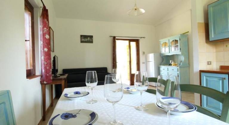 Apartment with garden, grill & terrace — photo 2