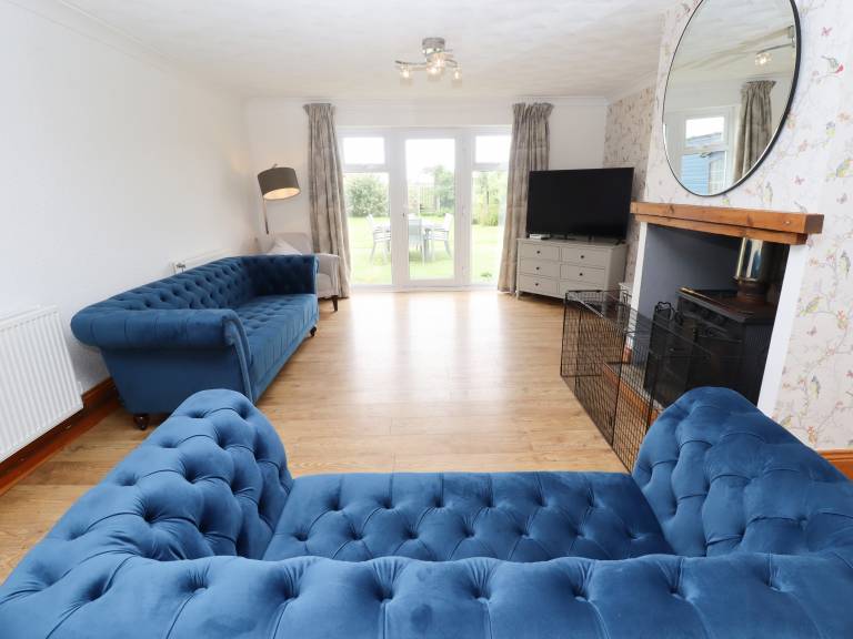 Cottage with garden | Beach view — photo 3