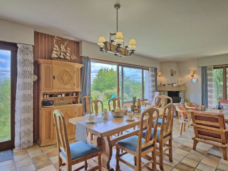 Fully equipped vacation home with barbecue, garden & terrace | Sea view | Dogs allowed — photo 5