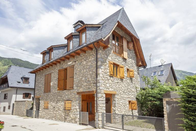 Casa  Viella