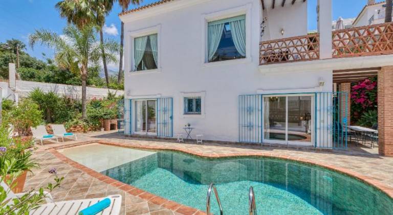Holiday apartment with pool in Mijas