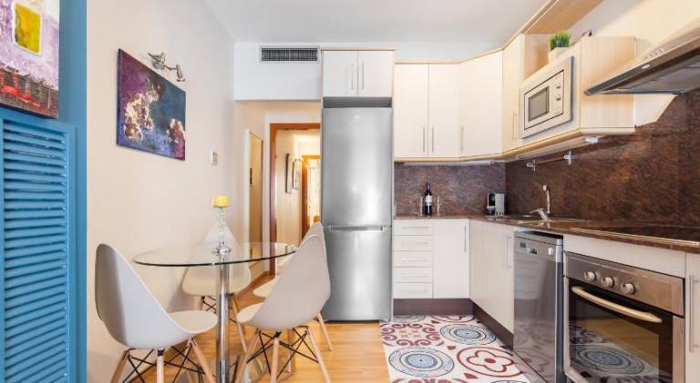 Rental apartment with terrace | Close to Sagrada Família — photo 3