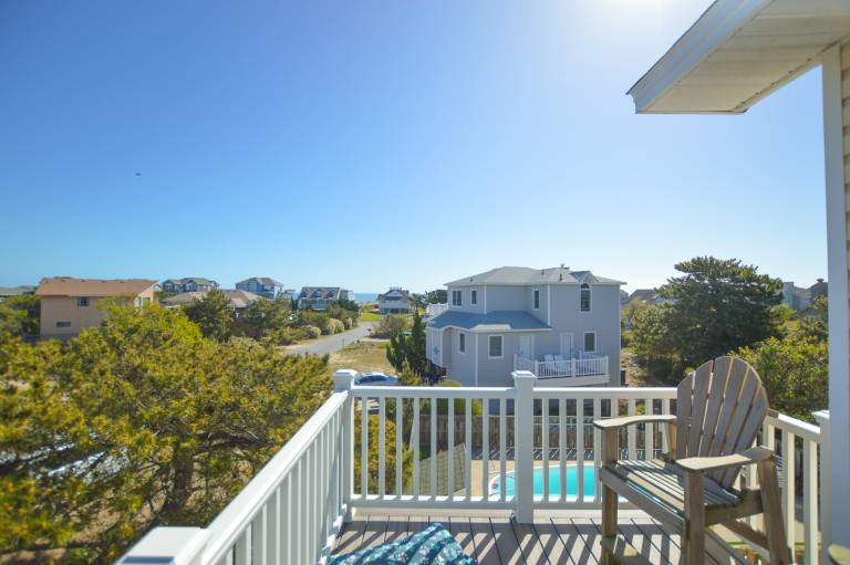 House with barbecue, hot tub & private pool | Water view — photo 5