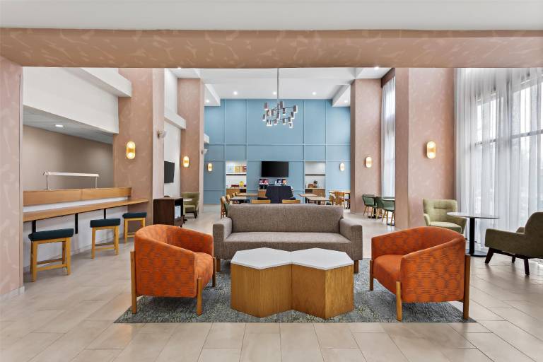 Hampton Inn & Suites Bolingbrook — photo 2