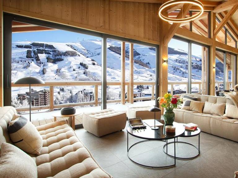 Fully equipped chalet with jacuzzi | Mountain view | Next to the ski | Pets are welcome — photo 5