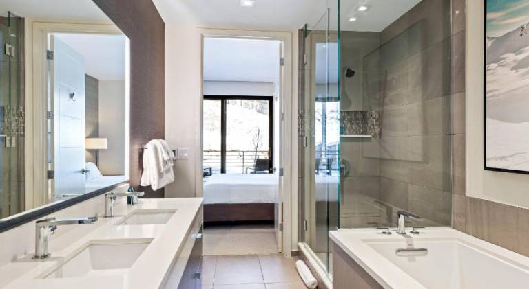 Rental apartment with jacuzzi & pool — photo 2