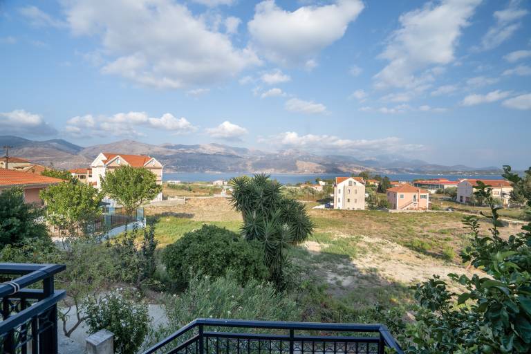 Apartment 'Anna's House 1 In Lixouri' with Sea View, Wi-Fi and Air Conditioning — photo 3